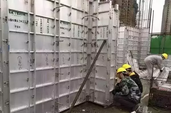 建筑用木模板的规格与价格(12)
