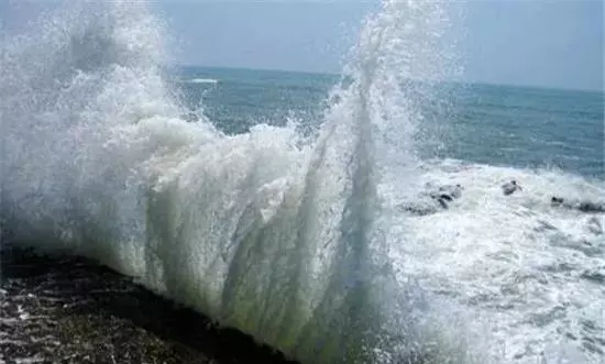 梦见水龙头流水关不住是什么意思(2)