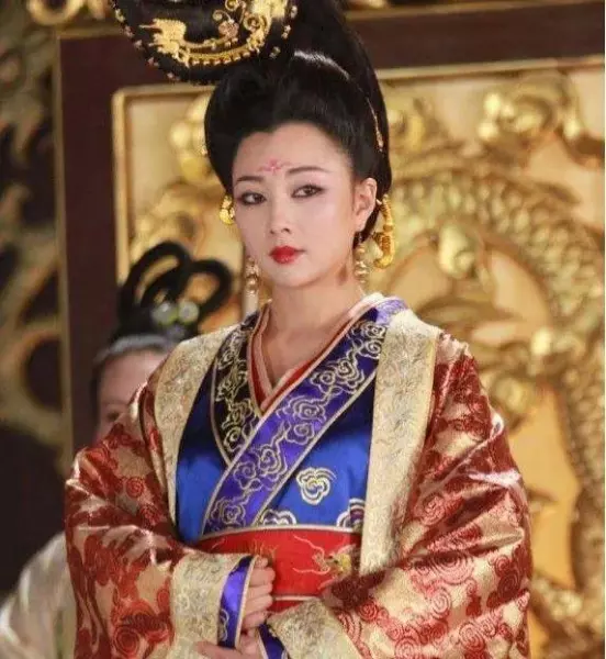 女皇秘案为什么看不了(6)