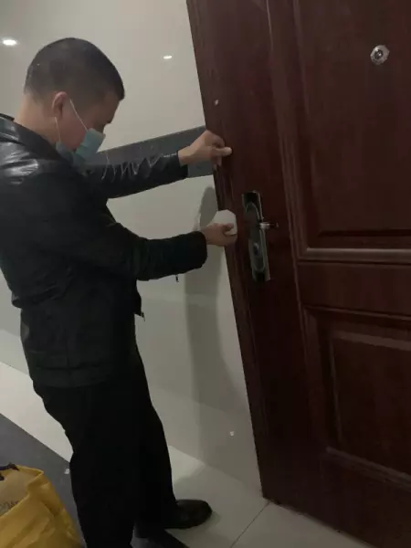 门锁打不开了怎么办(3)