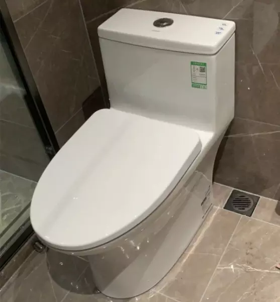 装修座厕怎么留管(1)