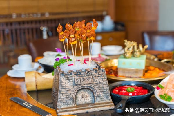 城镇火锅店装修效果图大全.
