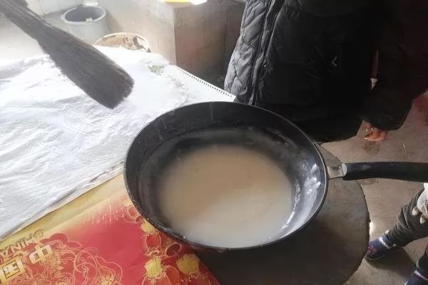 寒冬腊月纸糊窗打一药名是什么.