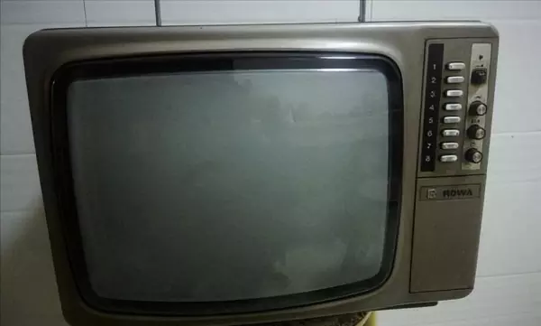 高路华电视属于什么电视品牌(17)