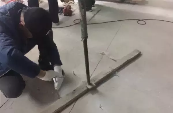 瓷砖修补剂ab胶干了之后怎么去掉(6)
