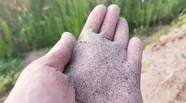天然级配砂石和人工级配砂石的区别(1)