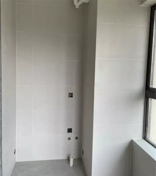 乳胶漆防水吗适合刷在阳台吗(4)