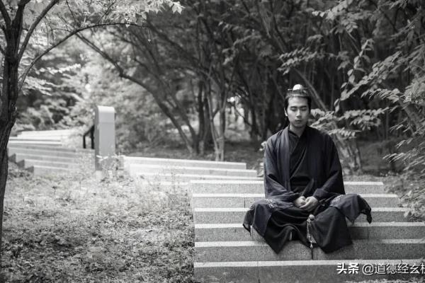 玄关一窍在什么部位.