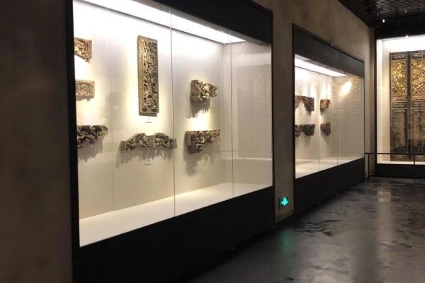 博物馆玻璃展柜尺寸.