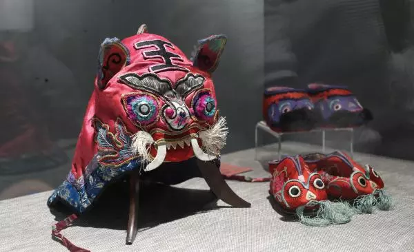 九虎画前皮代表什么生肖(4)