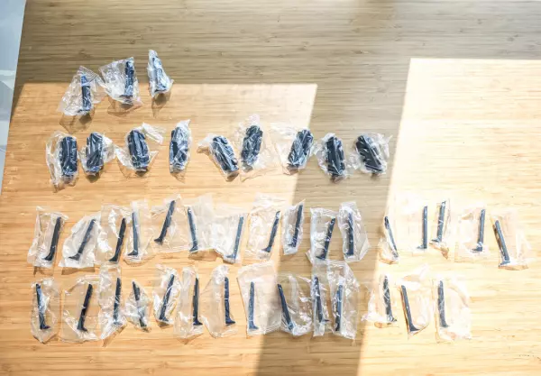 铝合金踢脚线价格(17)