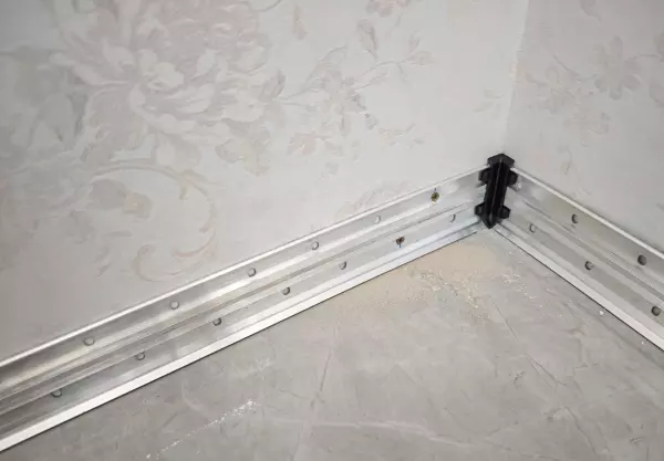 铝合金踢脚线价格(31)