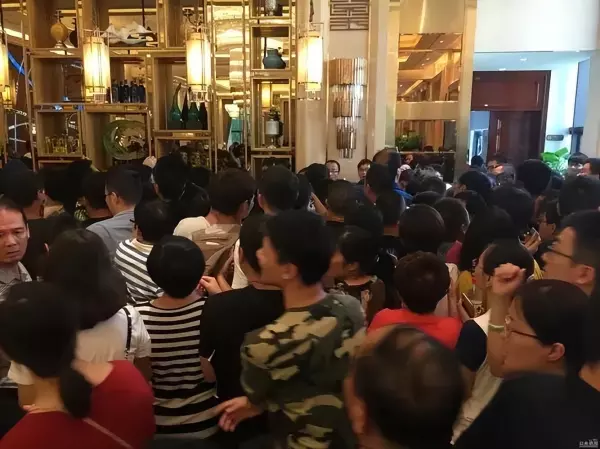 全国有多少套房子,能住多少人(8)