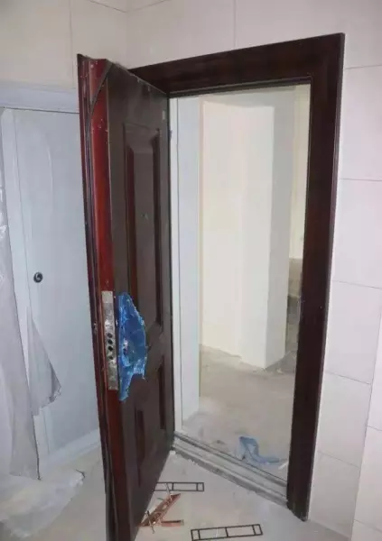 防盗门等级钢印在什么地方(2)