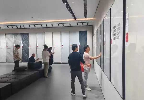 依诺瓷砖好还是大角鹿磁砖好(14)