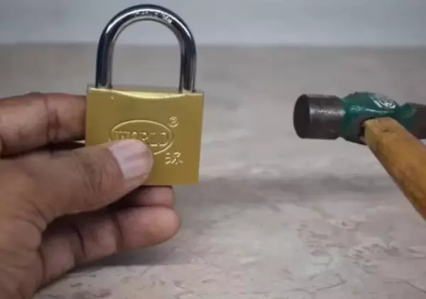 怎样用铁丝开锁的技巧(5)
