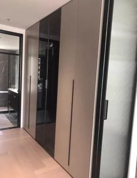 主卧室卫生间门对着床最好的化解方法(5)