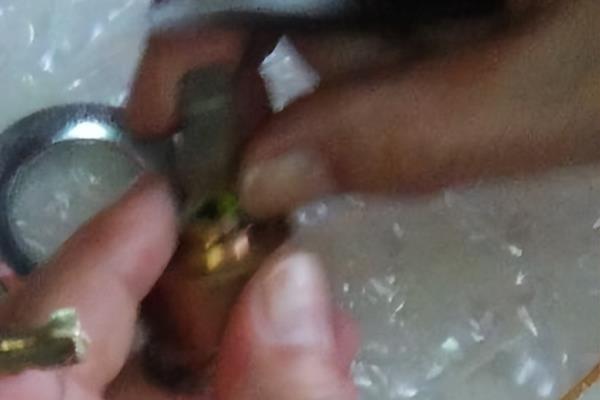 老式门锁怎么开十字锁,不破坏锁芯.