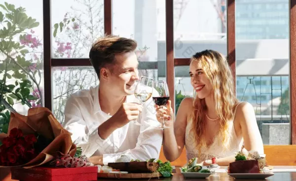 decorated是什么意思(2)