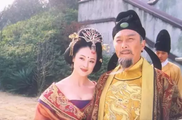 朱漆槛读jian还是kan(5)