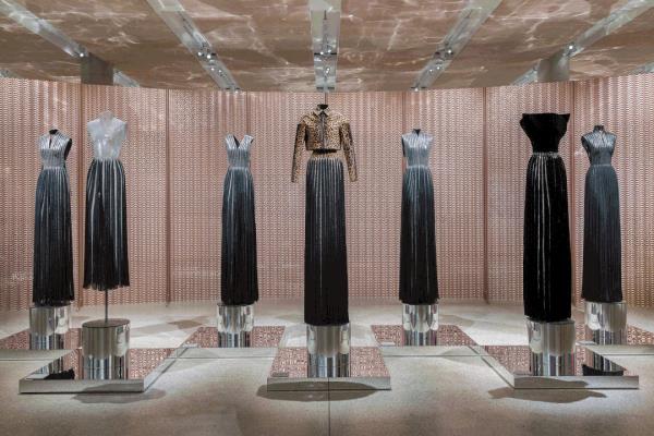 雷蒙德罗维是什么主义.