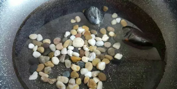 碎瓷片为什么能催化石蜡油的分解(4)