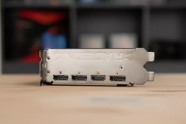 e6700单核和i32120哪个cpu好(10)