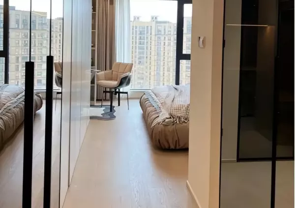床对门有什么风水大忌可以拿帘子挡住吗(24)