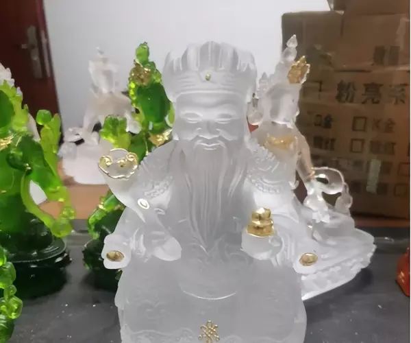 床对门有什么风水大忌可以拿帘子挡住吗(31)