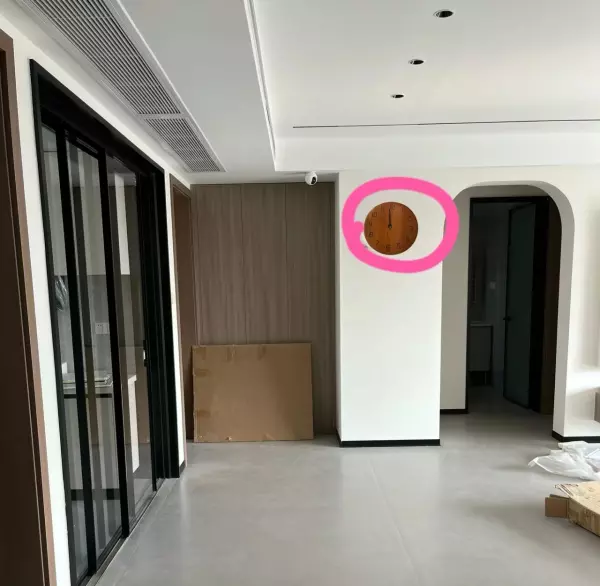 风水上讲镜子为什么不能对着门(18)