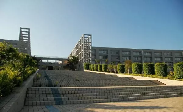中国人民大学中关村校区占地面积(2)