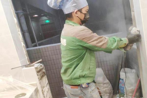瓷砖胶多少钱一包贵的好便宜的好.