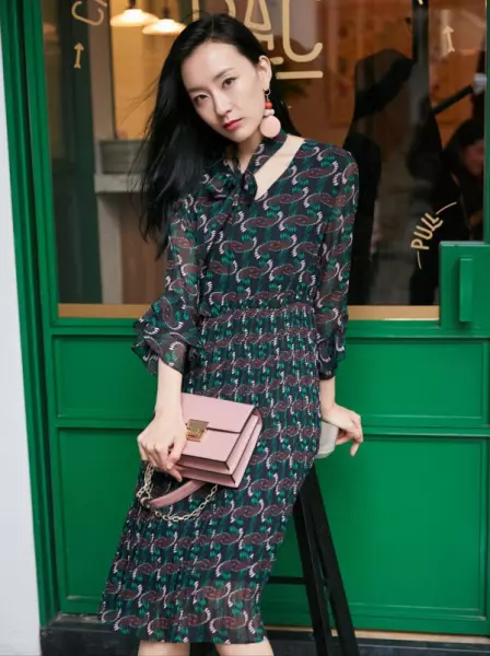卡尔诺女装什么档次(27)
