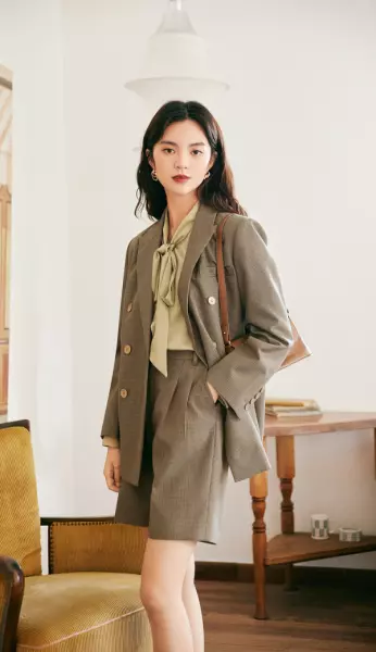 卡尔诺女装什么档次(7)