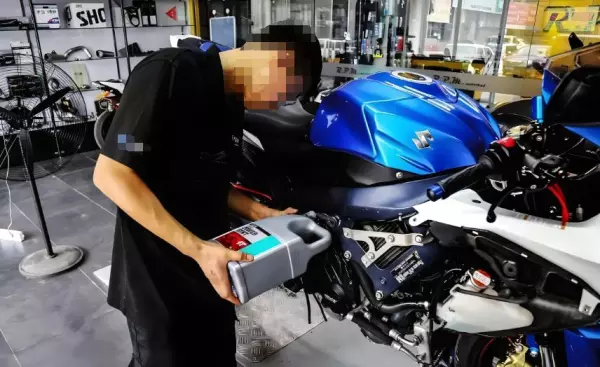 铃木摩托车机油蓝桶好还是黄桶好(5)