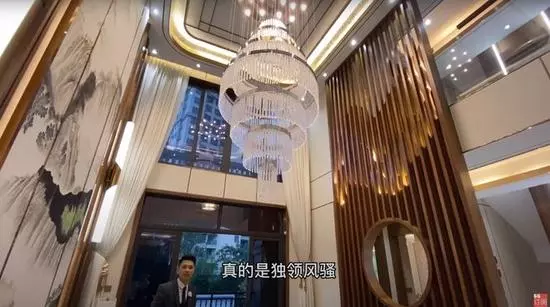 卧室镜子摆放禁忌镜子对着床摆放好吗(16)