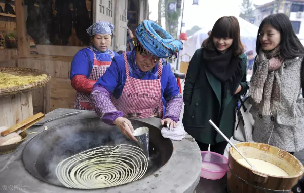 吊楼是哪个少数民族的家(11)