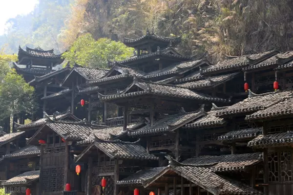 吊楼是哪个少数民族的家(1)
