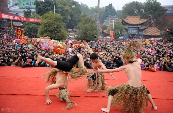 吊楼是哪个少数民族的家(7)