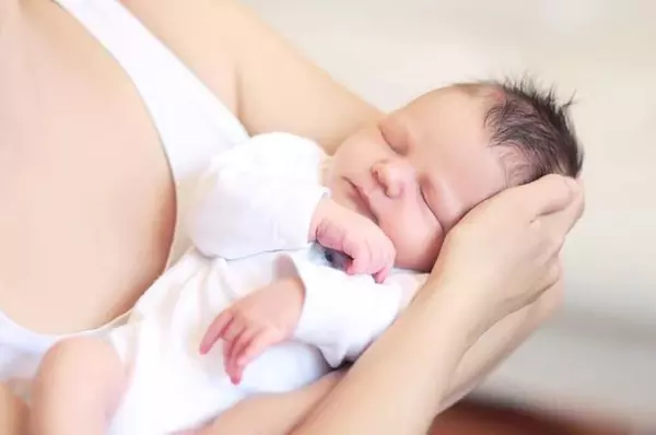 我对着做家务的男人不停地大喊你为什么要和我的哥哥这样对我我对你还不够好吗(3)