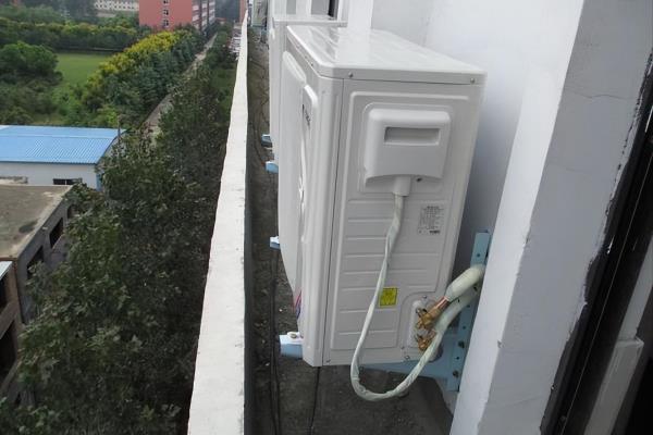 50度电能用多久在开空调的前提下.