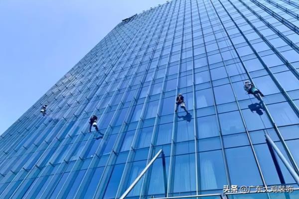 点支撑玻璃幕墙玻璃肋采用什么玻璃.