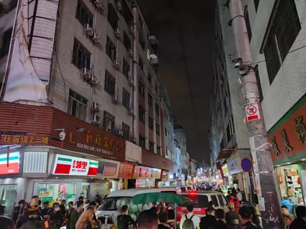 建明小区卖布的搬迁到哪了?(11)