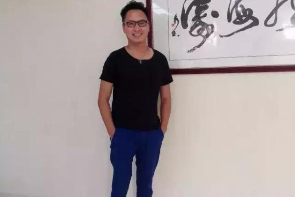 米黄洞石与米白洞石的区别.