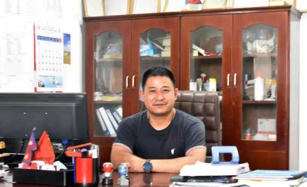黎明家具厂的老板是谁(3)