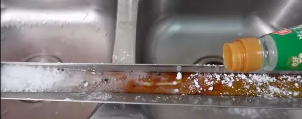 专业清洗抽油烟机用的是小苏打吗(4)