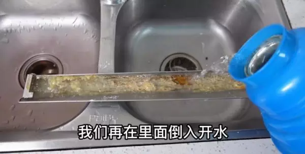 专业清洗抽油烟机用的是小苏打吗(6)