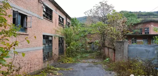 前进家具厂家在哪里(3)