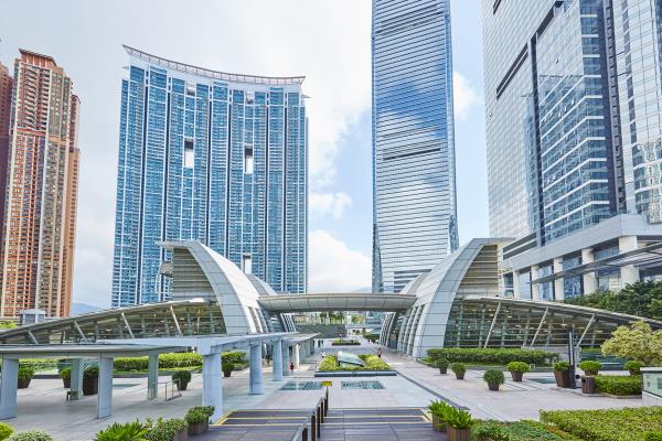 香港第一高楼1228米是哪里.