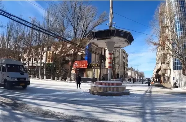 什么的街上有一座座什么的楼房(4)